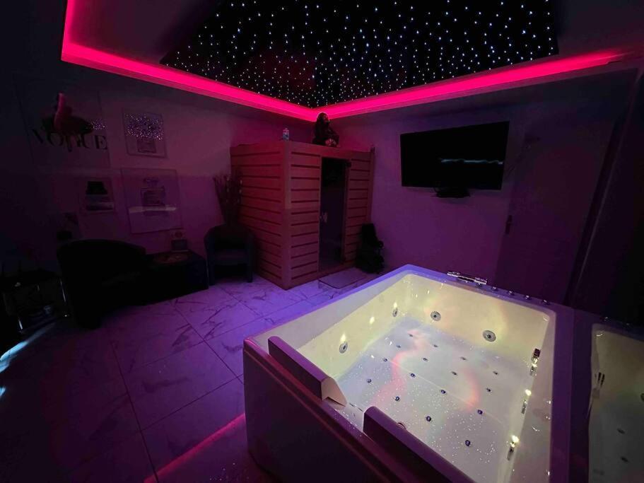 Cozy Rental Spa 希尔蒂盖姆 外观 照片