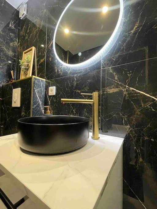 Cozy Rental Spa 希尔蒂盖姆 外观 照片