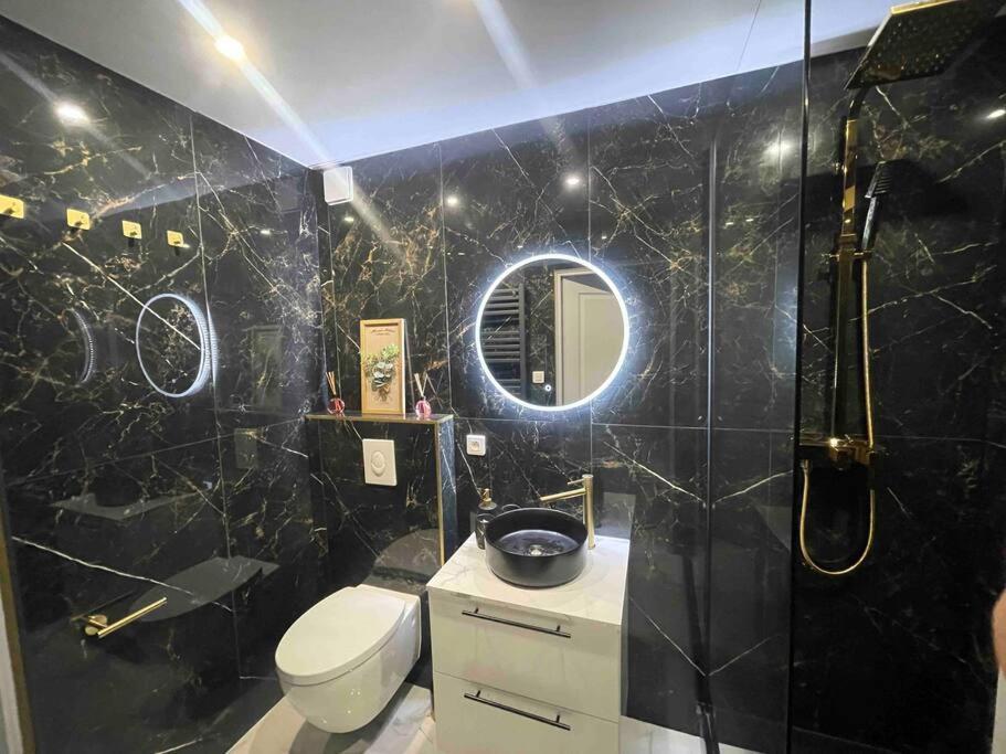 Cozy Rental Spa 希尔蒂盖姆 外观 照片